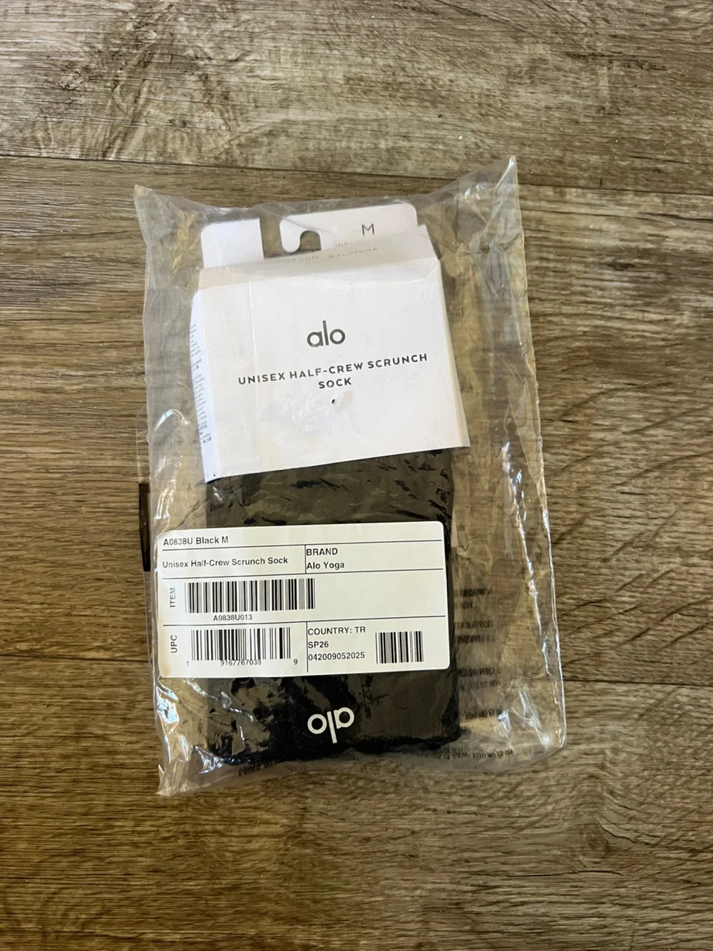 Alo Yoga Unisex Half Crew Crunch Sock